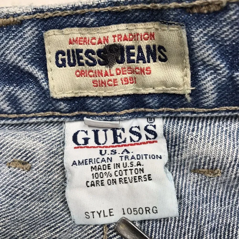 Vintage GUESS 1050 Jeans Women 28x30 Light Acid Wash Blue Denim USA Made Taper